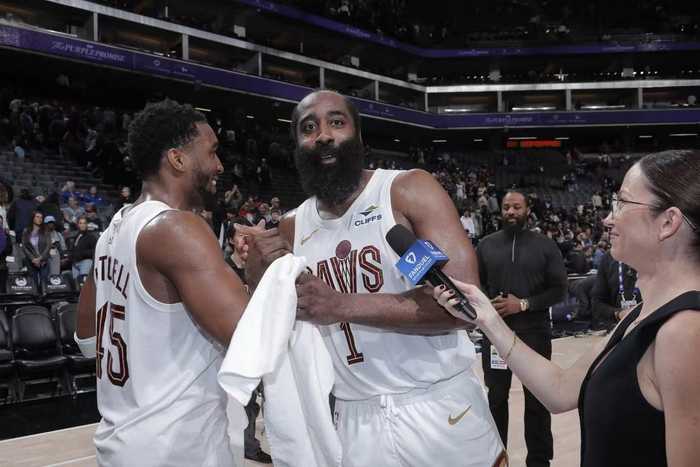 NBA西部排名乱了！哈登助攻火箭，太阳掉队，快船跌至第十